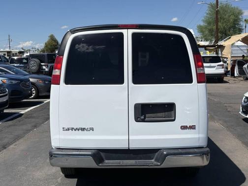 2018 GMC Savana 3500 LT