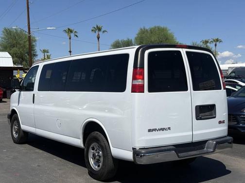 2018 GMC Savana 3500 LT