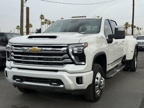 2024 Chevrolet Silverado 3500 High Country