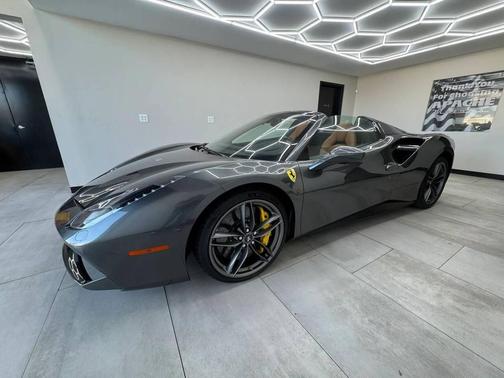 2017 Ferrari 488 Spider Base
