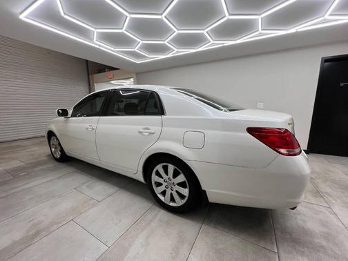 Blizzard Pearl 2006 Toyota Avalon XL