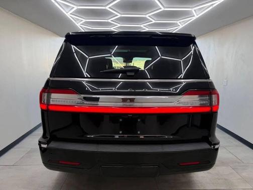 Infinite Black 2021 Lincoln Navigator Reserve