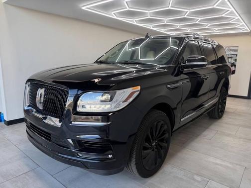 Infinite Black 2021 Lincoln Navigator Reserve