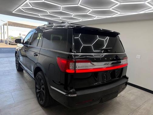 Infinite Black 2021 Lincoln Navigator Reserve