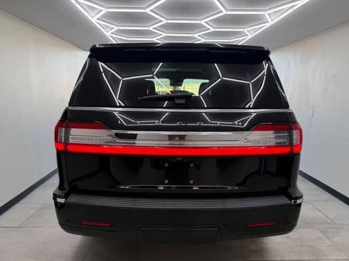 Infinite Black 2021 Lincoln Navigator Reserve