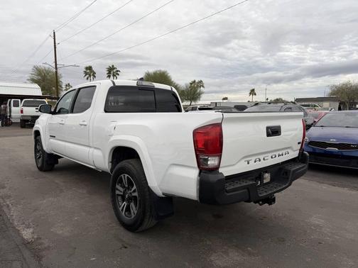 Super White 2017 Toyota Tacoma TRD Sport