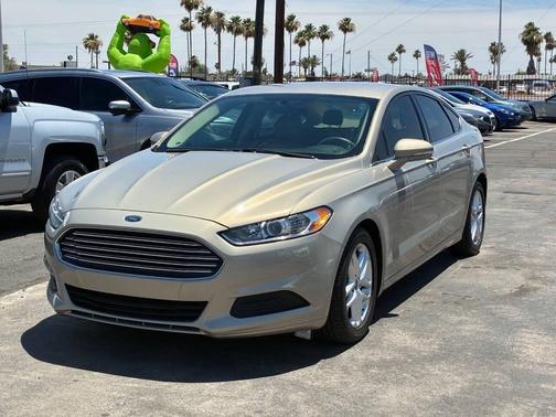 Tan 2015 Ford Fusion SE