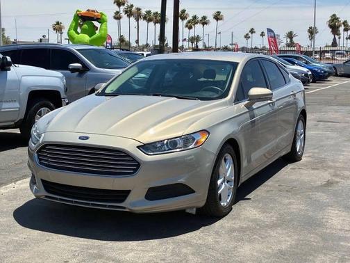 Tan 2015 Ford Fusion SE