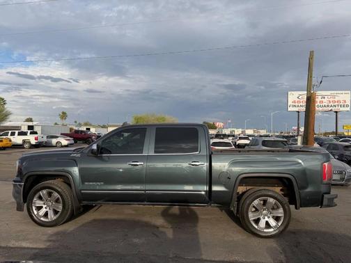 Dark Slate Metallic 2017 GMC Sierra 1500 SLT