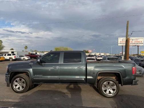 Dark Slate Metallic 2017 GMC Sierra 1500 SLT