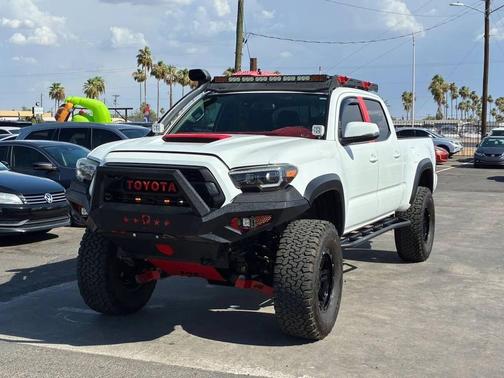 Super White 2019 Toyota Tacoma TRD Off Road