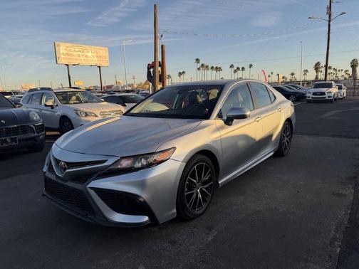 2021 Toyota Camry SE