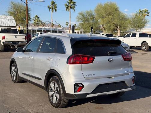 2020 Kia Niro LX