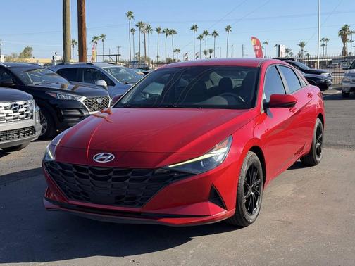 2021 Hyundai ELANTRA SEL