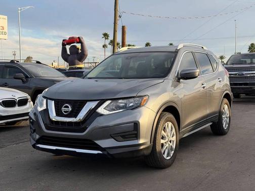 Gun Metallic 2019 Nissan Rogue SV