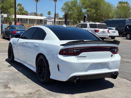 White Knuckle Clearcoat 2019 Dodge Charger R/T Scat Pack