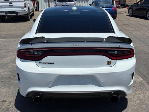White Knuckle Clearcoat 2019 Dodge Charger R/T Scat Pack