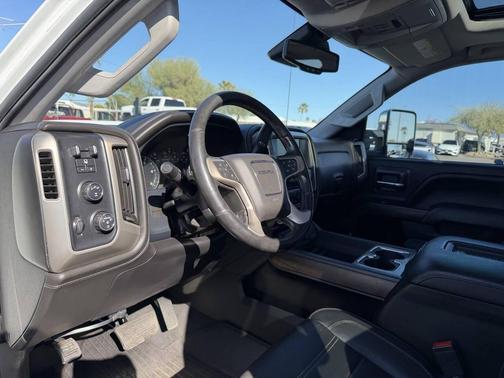 2019 GMC Sierra 2500 Denali