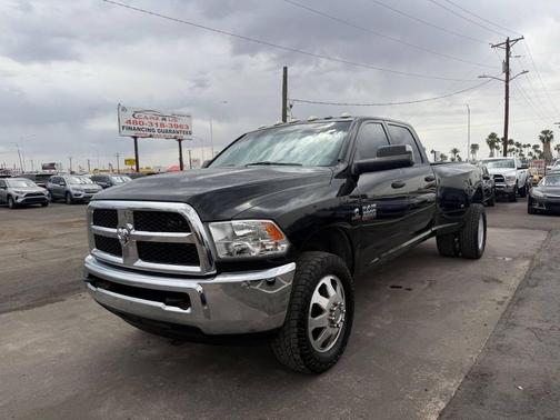 Black Clearcoat 2017 RAM 3500 Tradesman Crew Cab 4x4 8' Box