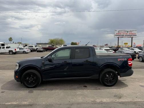 Alto Blue Metallic Tinted Clearcoat 2022 Ford Maverick XLT