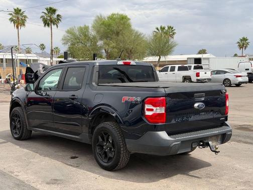 Alto Blue Metallic Tinted Clearcoat 2022 Ford Maverick XLT