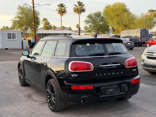 Midnight Black Metallic 2017 MINI Clubman Cooper