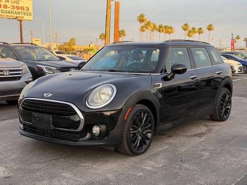 Midnight Black Metallic 2017 MINI Clubman Cooper
