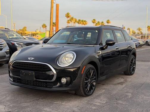 Midnight Black Metallic 2017 MINI Clubman Cooper