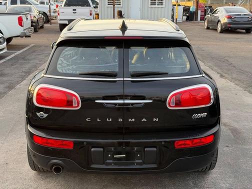 Midnight Black Metallic 2017 MINI Clubman Cooper