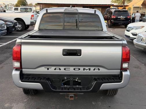 2018 Toyota Tacoma SR