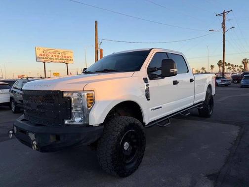 Oxford White 2018 Ford F-250 XLT