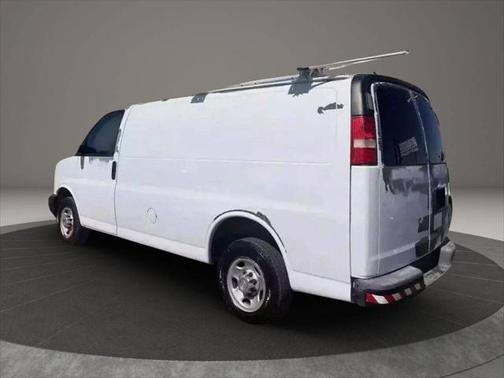 2010 Chevrolet Express 2500 Work Van