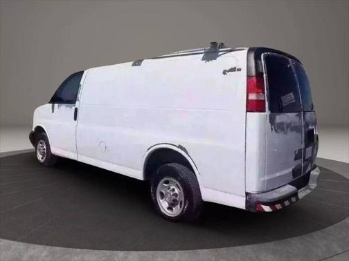 2010 Chevrolet Express 2500 Work Van