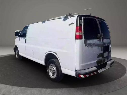 2010 Chevrolet Express 2500 Work Van