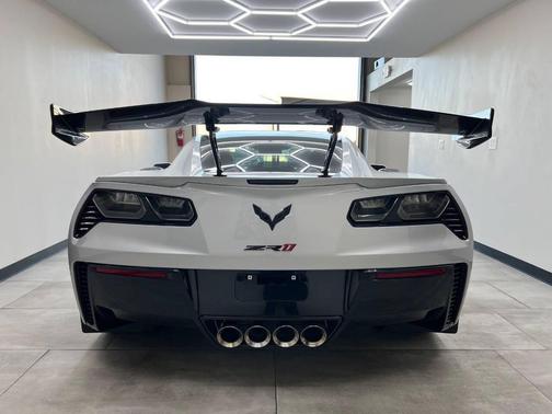 Blade Silver Metallic 2019 Chevrolet Corvette ZR1