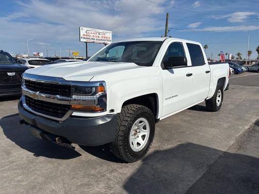 Summit White 2018 Chevrolet Silverado 1500 WT
