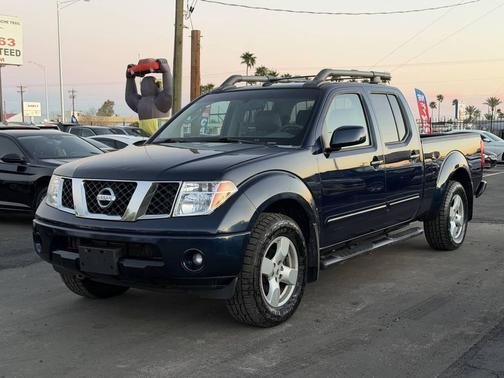 2008 Nissan Frontier LE Crew Cab