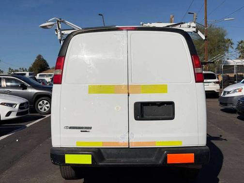Summit White 2013 Chevrolet Express 2500 Work Van