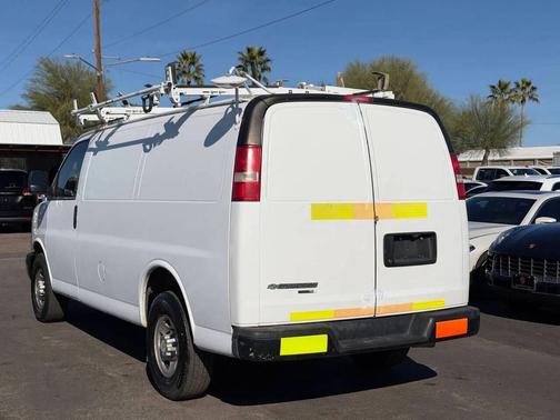 Summit White 2013 Chevrolet Express 2500 Work Van