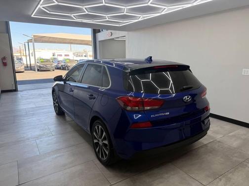 2019 Hyundai Elantra GT Base