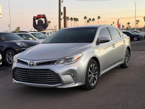 2016 Toyota Avalon XLE