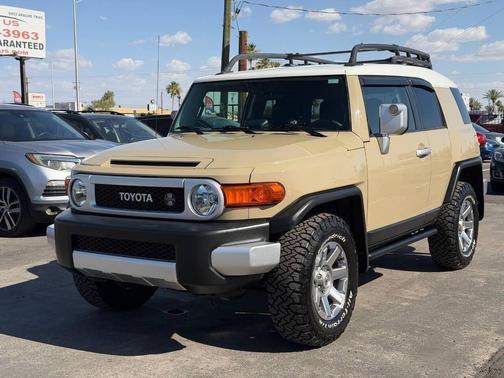 Quicksand 2014 Toyota FJ Cruiser Base