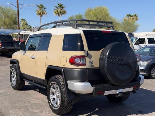 Quicksand 2014 Toyota FJ Cruiser Base