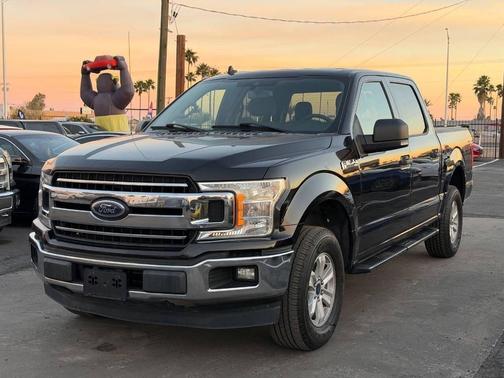 Agate Black 2019 Ford F-150 XLT