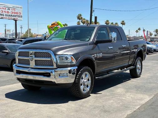 Granite Crystal Metallic Clearcoat 2016 RAM 2500 Laramie