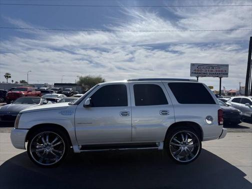 2003 Cadillac Escalade Base
