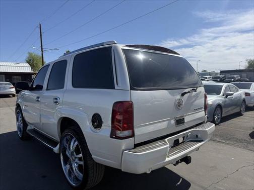 2003 Cadillac Escalade Base