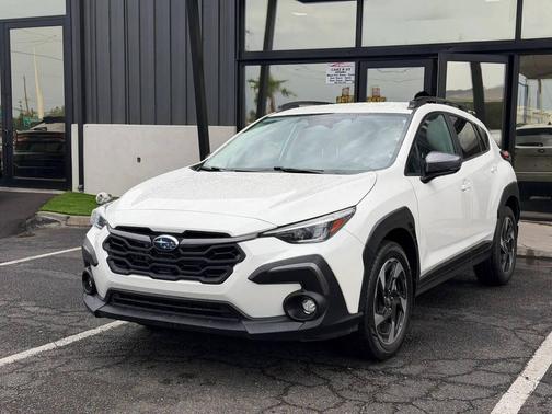 Crystal White Pearl 2024 Subaru Crosstrek Limited