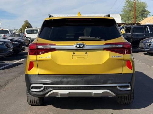 Starbright Yellow 2021 Kia Seltos SX Turbo