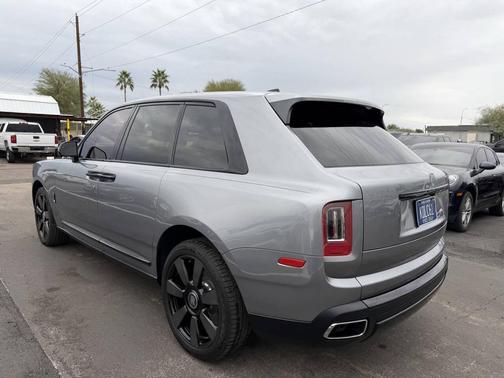 2023 Rolls-Royce Cullinan 